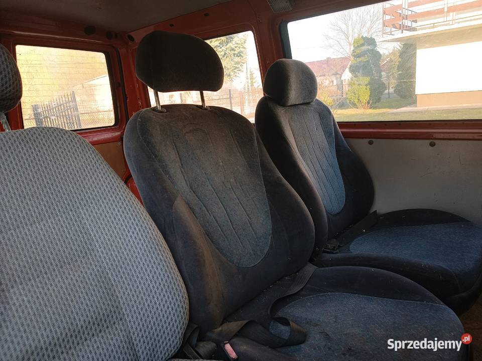 Volkswagen Transporter T4 19 TD 68 9 osobowy diesel Łubnice