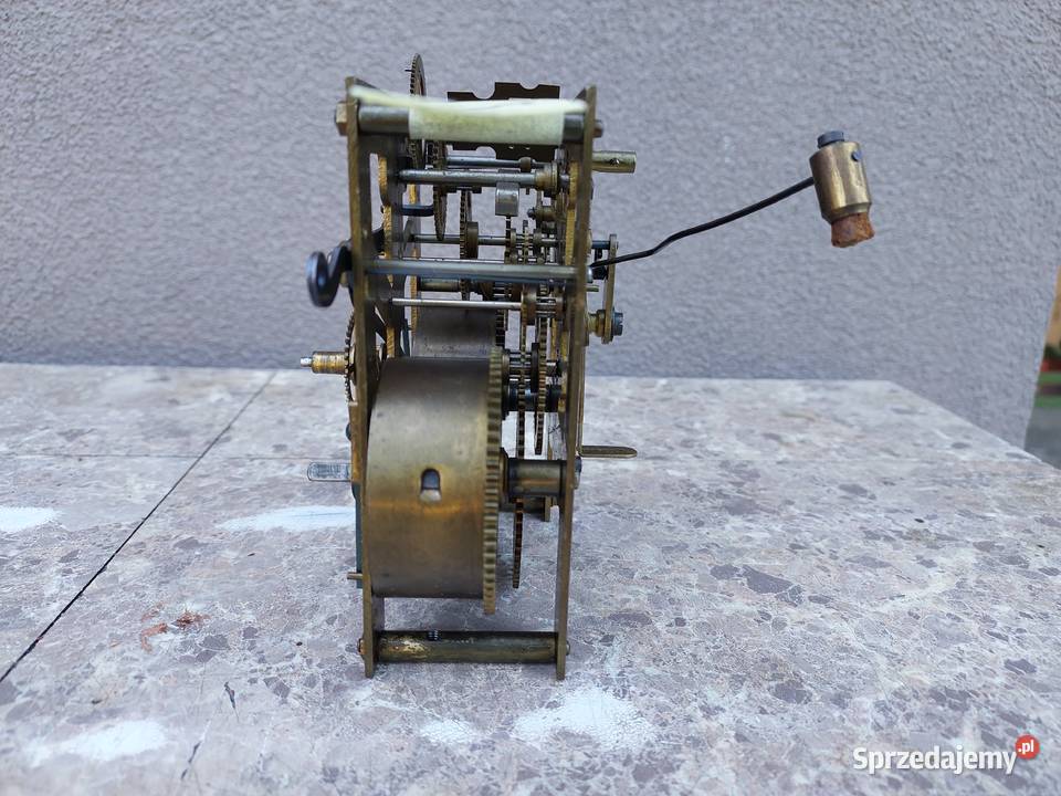 743 Mechanizm starego zegara ściennego Junghans Tczew