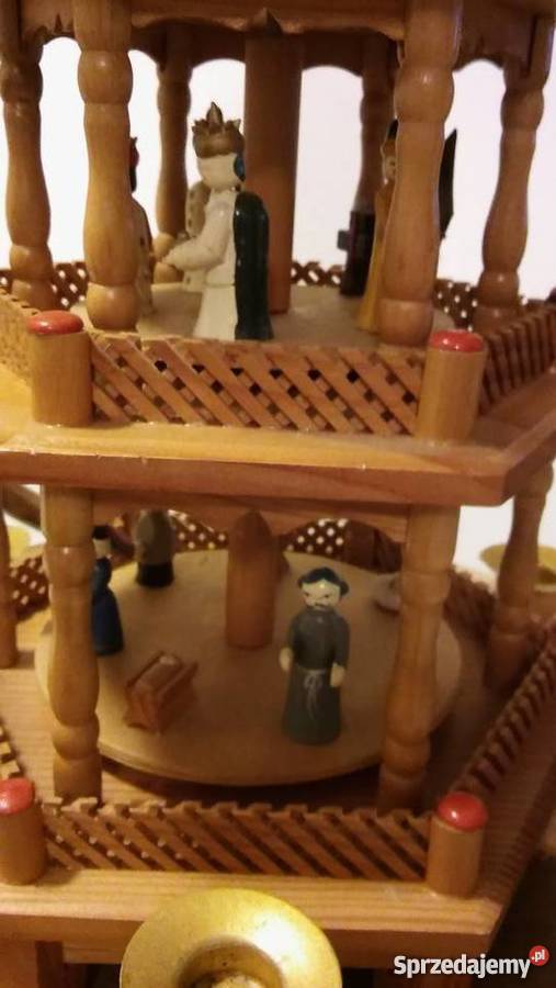 Piramida świąteczna 4 piętrowa orginalna Trzcianka