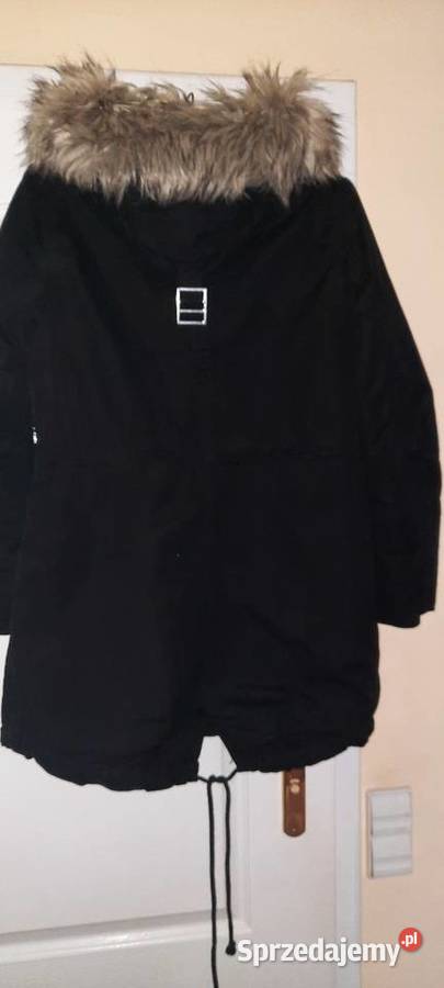 Kurtka czarna ocieplana z kapturem Zimowa  Lublin