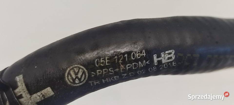 SKODA KAROQ RURA PRZEWÓD WODY 15 TSI 05E121064 Węże chłodnicy sprzedam