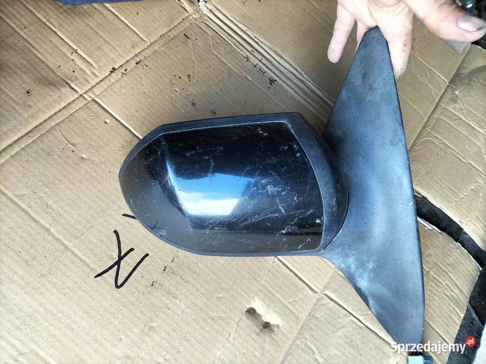 LUSTERKO PRAWE FORD MONDEO MK3 CZARNE