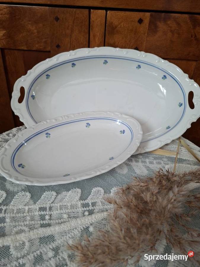 Elegancki komplet naczyń w drobne niebieskie mazowieckie