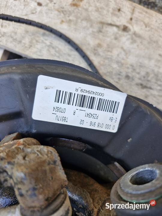 BMW E81 E87 ZWROTNICA PÓŁOŚ WAHACZ PRAWY TYŁ osobowe