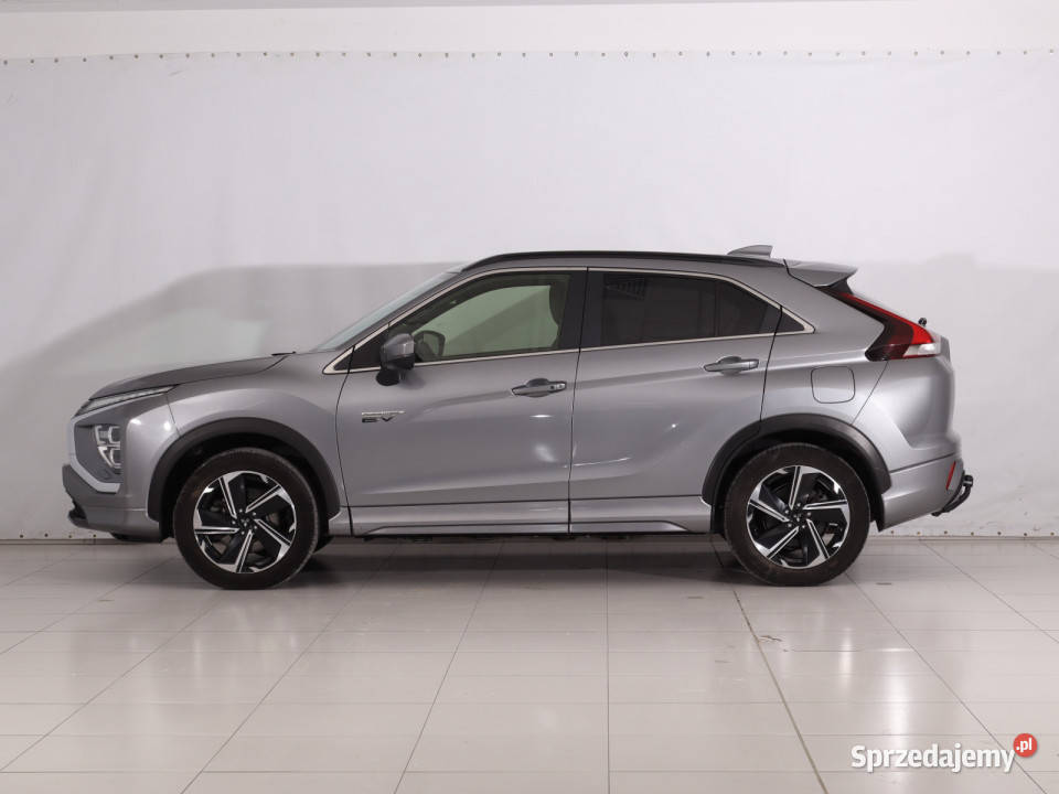 Mitsubishi Eclipse Cross PluginHybrid Rok produkcji 2022