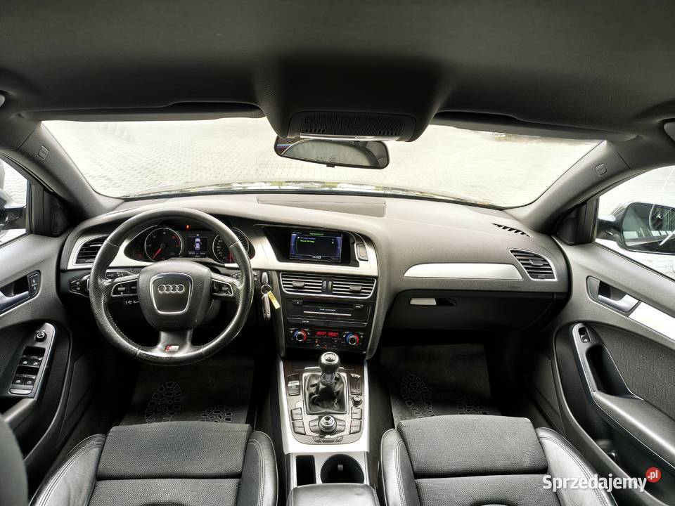 Audi A4 Avant PEŁEN SLINE Mały przebieg