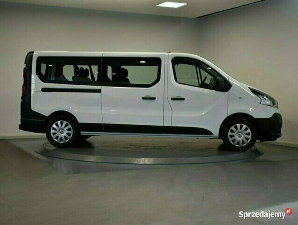 Przewóz Osób Usługi Transport Wynajem Bus 9 Taxi Taxi i przewozy osobowe Włocławek