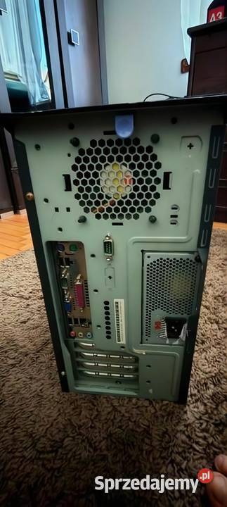 Sprzedam komputer stacjonarny IBM Klasy Pentium 4, D