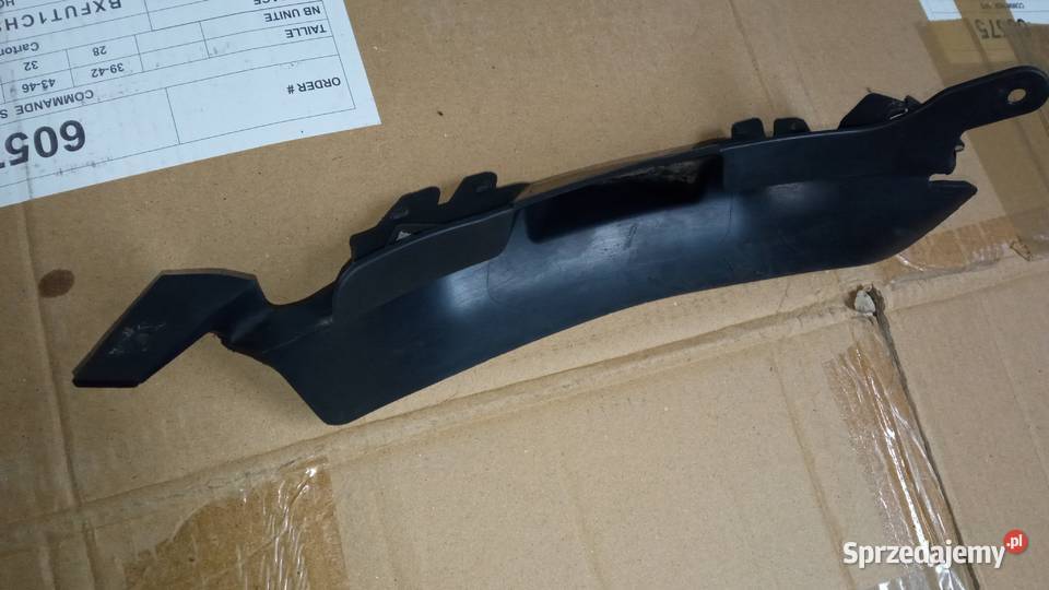 57A853888 Skoda Karoq osłona nadkola przód Cieszyn