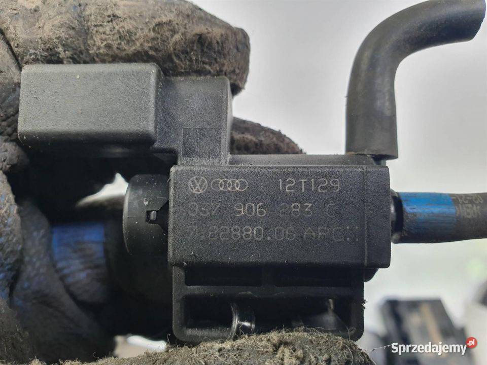 ZAWÓR AUDI S8 D4 037906283C osobowe