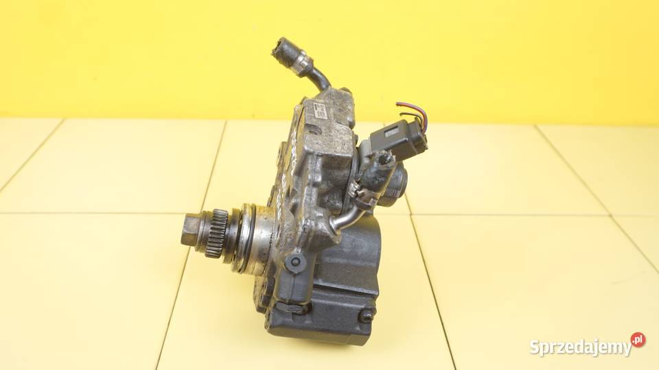 MERCEDES E W212 CLS 22 CDI 13r 204 651924 pompa osobowe Suków