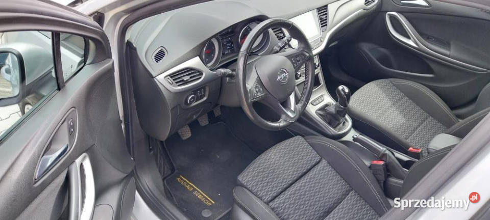 Opel Astra 2018r Podgrzew Fotele i Kierownica 110KM Warszawa sprzedam
