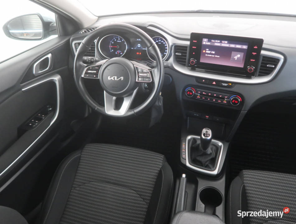 Kia Ceed 10 TGDI światła przeciwmgielne Bielany Wrocławskie sprzedam