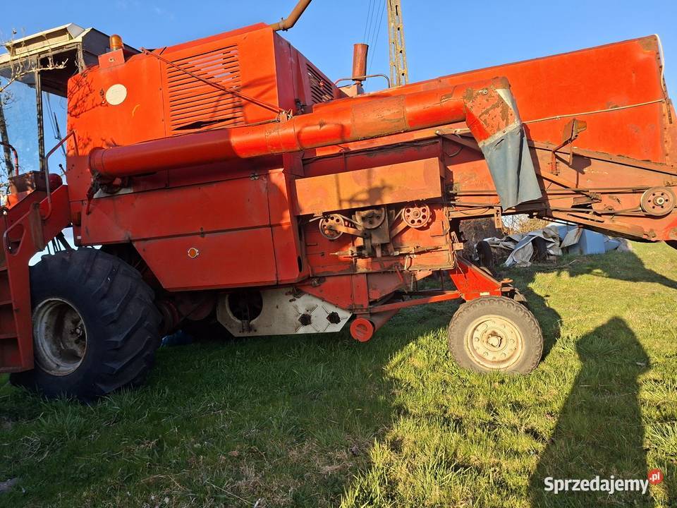 Kombajn bizon z kabiną Wieleń