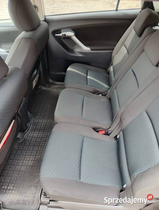 Toyota Verso 7os 20 D4D relingi dachowe Verso Turek