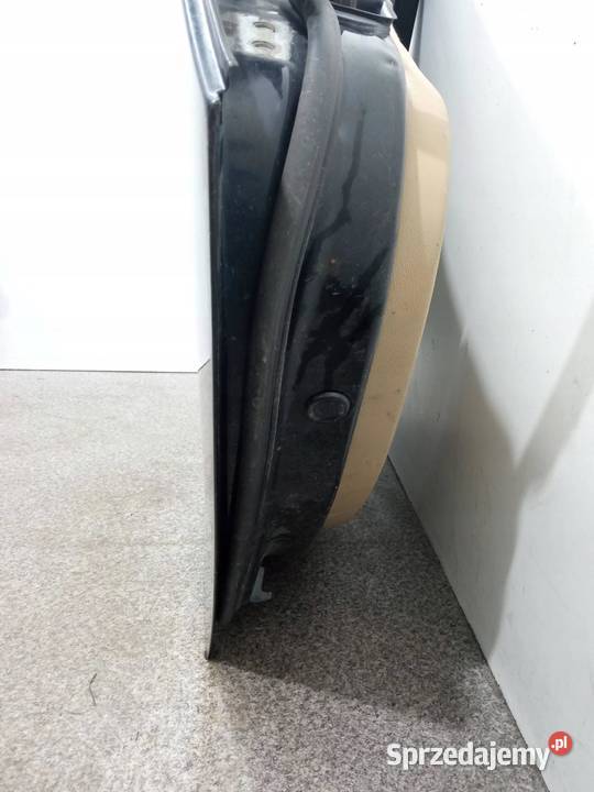 DRZWI PRAWE TYŁ TOURING 475 Bmw Seria 3 V