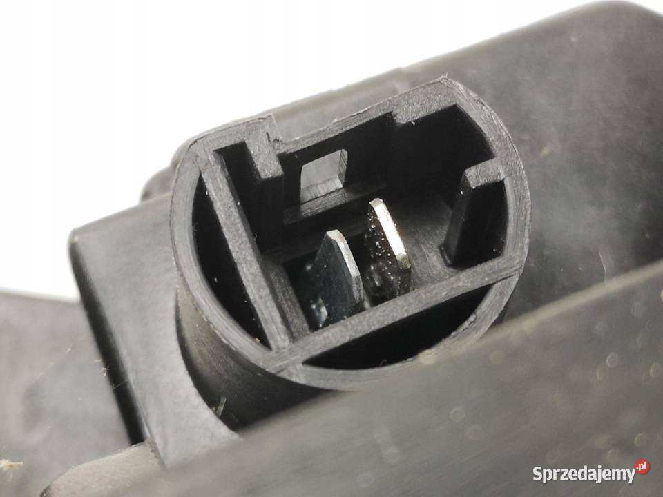LAMPA PRAWY PRZÓD LANCIA Y10 1985 NOWA MAGNETI