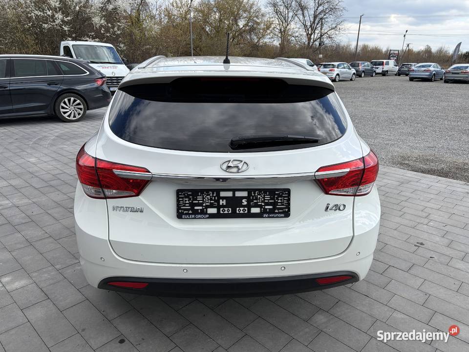 Hyundai i40 benzyna piękna wersja biała perła Trześń