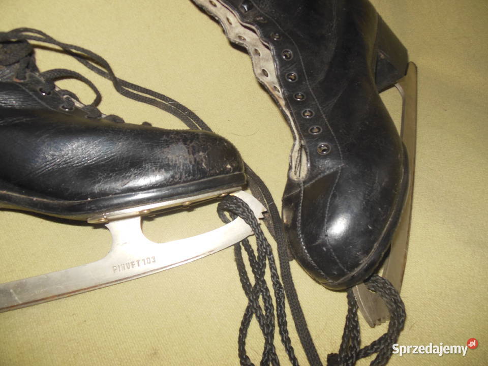 Łyżwy czarne figurówki Piruet 103 r43 PRL Kielce