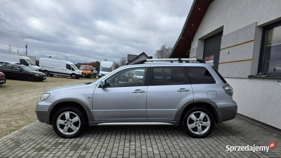 Mitsubishi Outlander Mitsubishi Outlander 4X4 światła przeciwmgielne Outlander Chełm Śląski