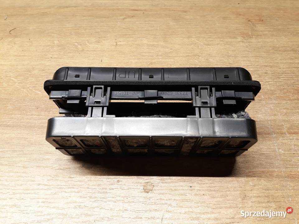 SUZUKI SWIFT MK8 KRATKA WENTYLACYJNA 7733162R0 Międzychód