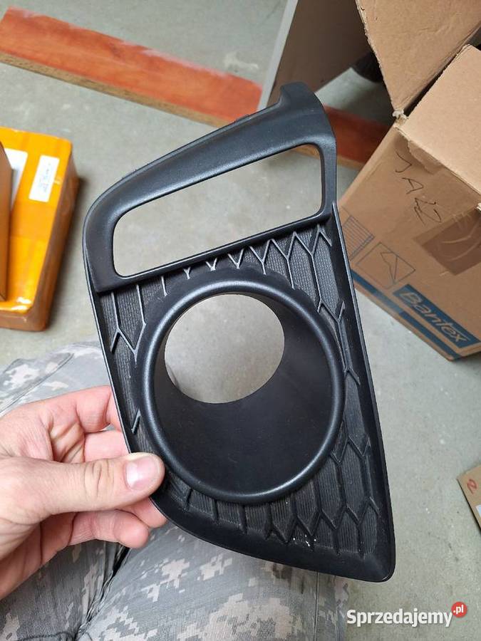 Honda jazz IV atrapa kratka zderzaka nieuszkodzony małopolskie