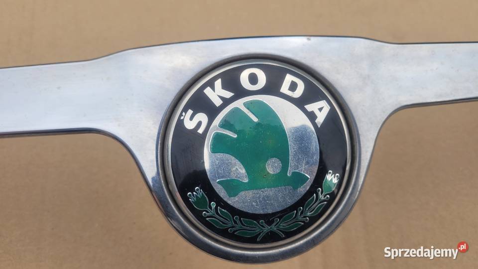 SKODA OCTAVIA I CHROM GRILL ATRAPA PRZOD Listwy i nakładki Listwy i nakładki Ruda Śląska sprzedam