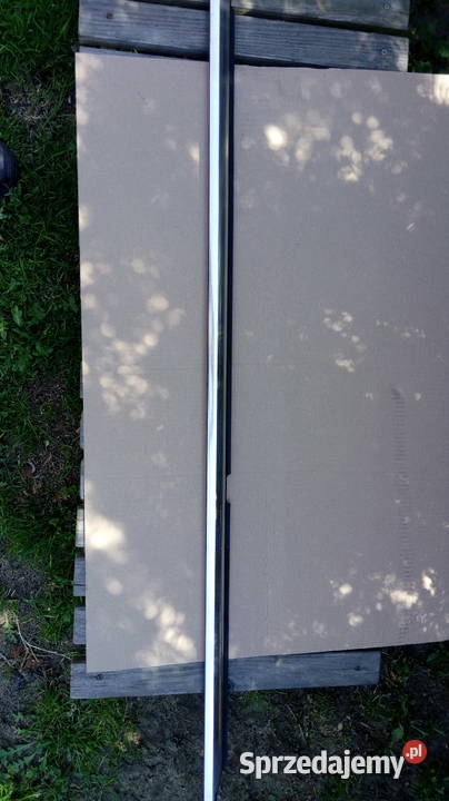 Listwa chrom zgarniająca Mercedesa w 221 osobowe Lisia Góra