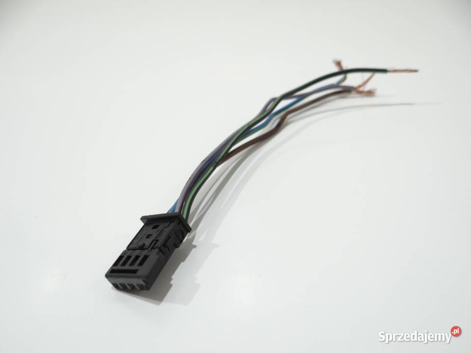 KOSTKA WTYCZKA LAMPY TYŁ BMW X3 E83 LIFT Strzyżewice sprzedam