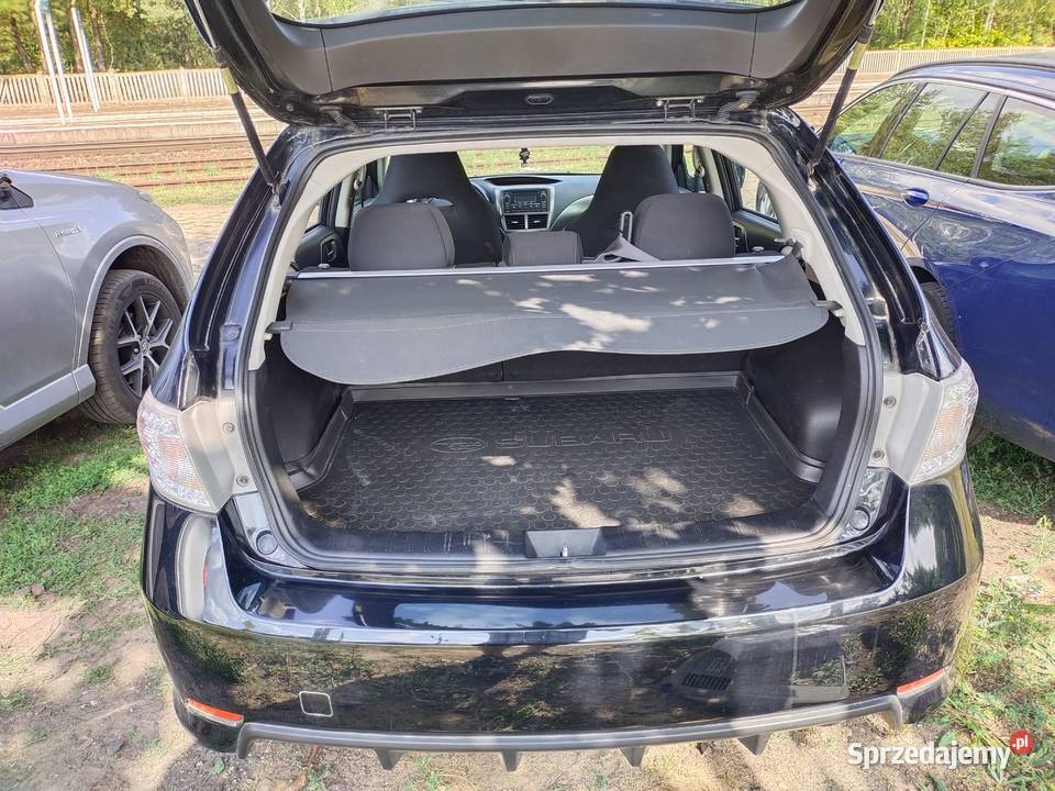 ROLETA BAGAŻNIKA DO SUBARU IMPREZA