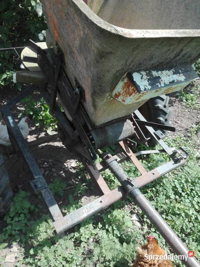 KOS rozsiewacz do nawozu i wapna Sumin