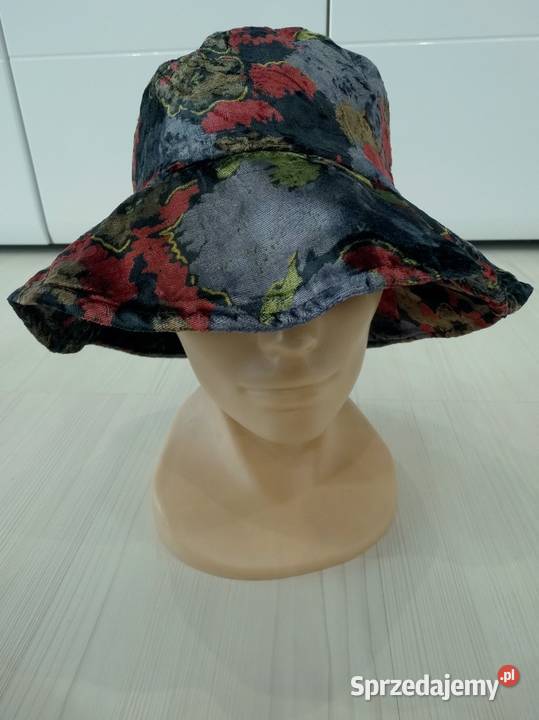 Czapka Bucket Lekka Welurowa w Modne Kwiaty Dla kobiet Nakrycia głowy podlaskie Łomża
