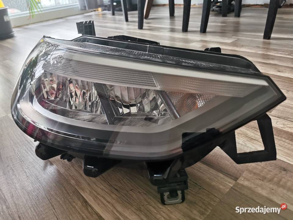 VW ID3 LAMPA PRZEDNIA PRAWA LED 10B941006A Świerzawa