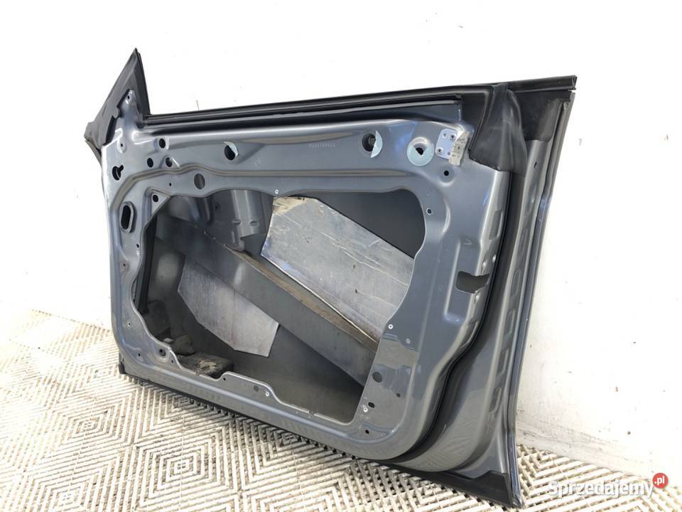 DRZWI PRAWY PRZÓD MERCEDES C218 Hatchback 1117
