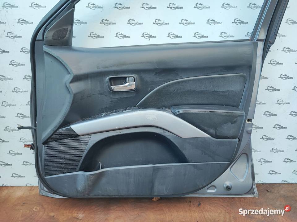 OUTLANDER II 08r Drzwi prawy przód 30 mikronów Kielce