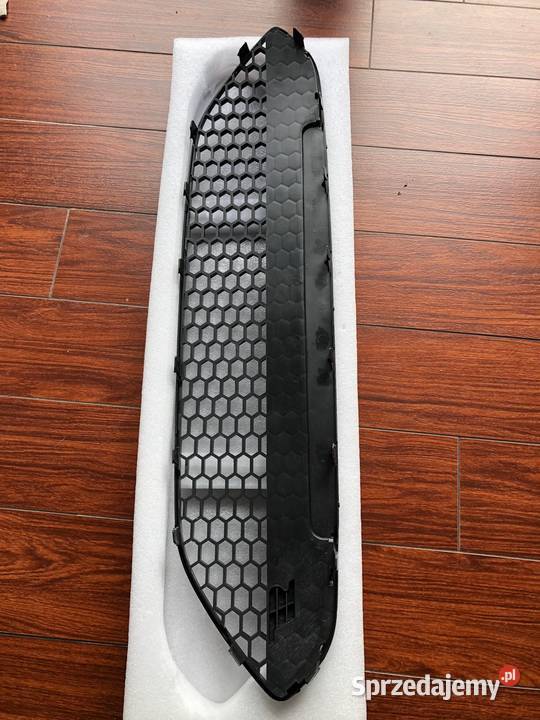 Grill atrapa fiesta lift mk7 20132017 Mosina