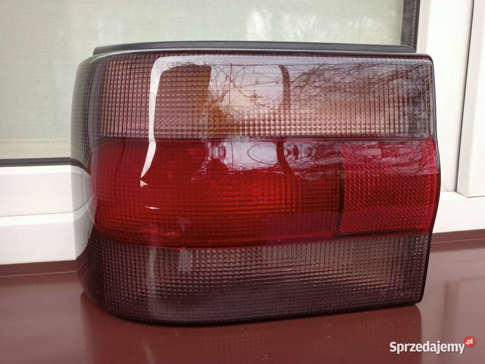 Renault 19 PH 2 II lampa tył tylna lewa Sieradz sprzedam