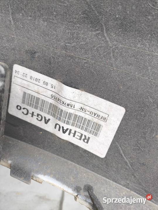 AUDI A3 8P LIFT FL S LINE ZDERZAK PRZEDNI PRZÓD Radom