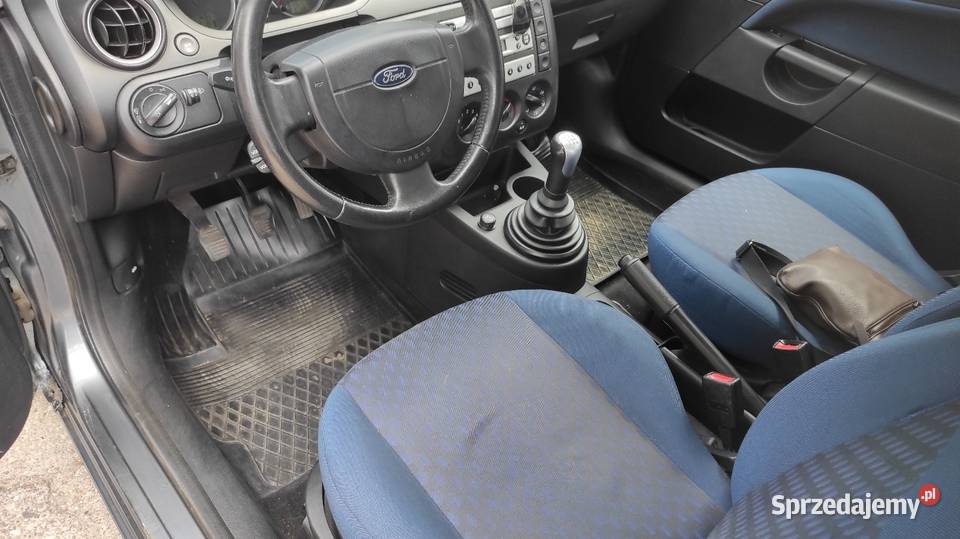 Ford Fiesta 14 benzyna 2005 z clima sprawna 303220km Chodzież