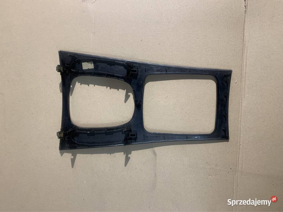 A2036806839 ramka dekor gałki mercedes c w203