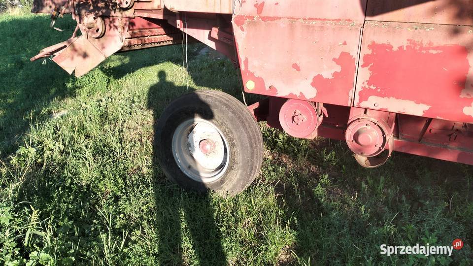 Kombajn Massey Ferguson 660 Trawniki sprzedam