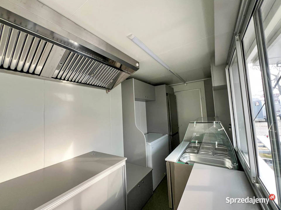 przyczepa gastronomiczna 4 m gotowy biznes wielkopolskie Kotlin