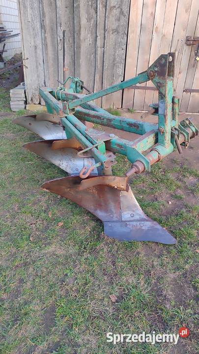 Pług 3 skibowy Unia Grudziądz Pługi Białobrzegi