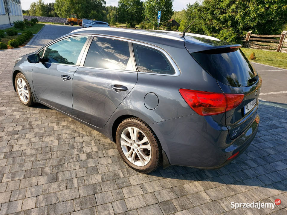 Kia Ceed 16 gdi oświetlenie led Benzyna grzane aluminiowe felgi Drelów sprzedam