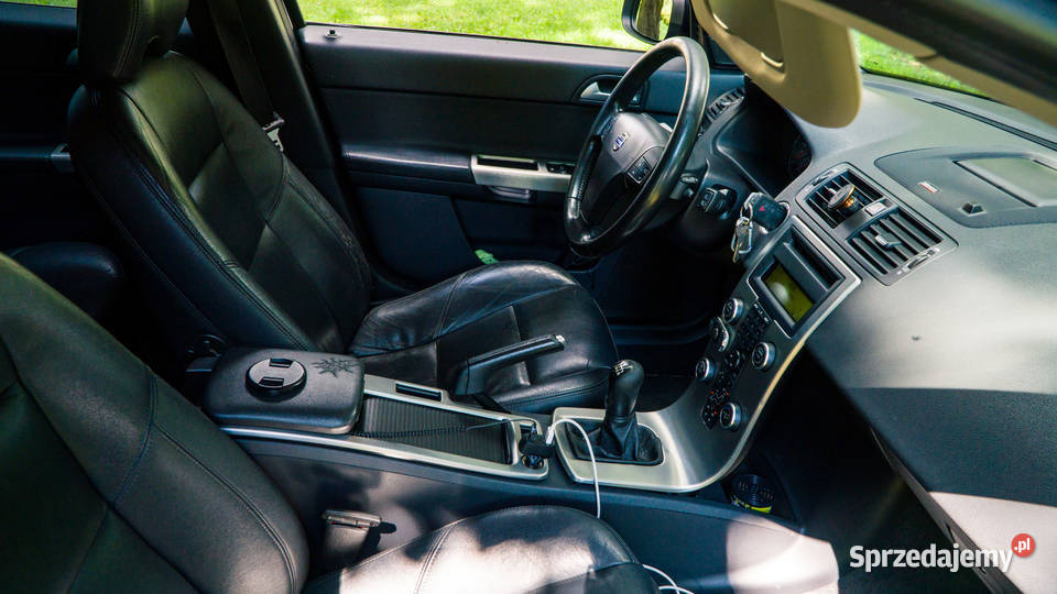 Volvo V50 25T T5 230 FWD MANUAL DOINWESTOWANA czarny lubelskie Kock
