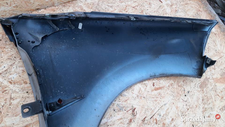 błotnik lewy przód przedni Renault Megane II 2 osobowe Dębno