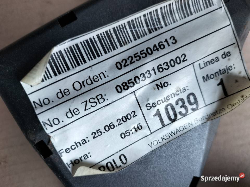 VW POLO MK4 9N 12 SKRZYNKA BEZPIECZNIKÓW sprzedam