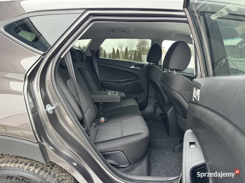 Hyundai Tucson 16 BENZYNA Klimatyzacja Nawigacja