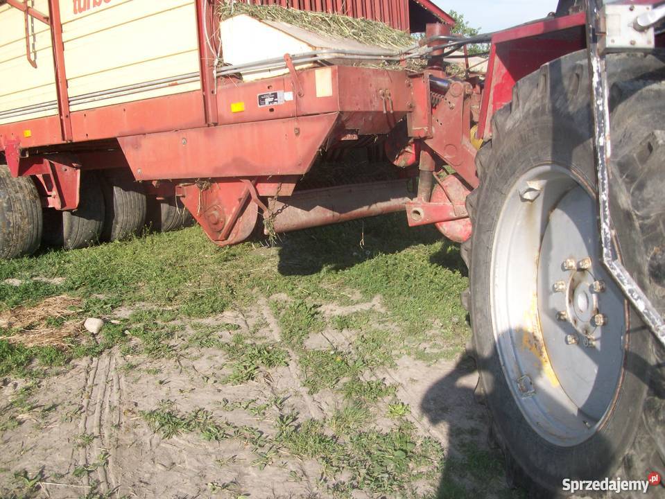 Przyczepę samozbierającą Krone Turbo5000 z