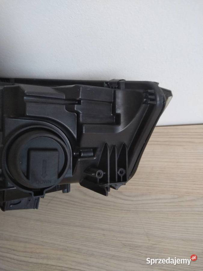Audi a4 b9 USA reflektor lampa przednia lewa lewe